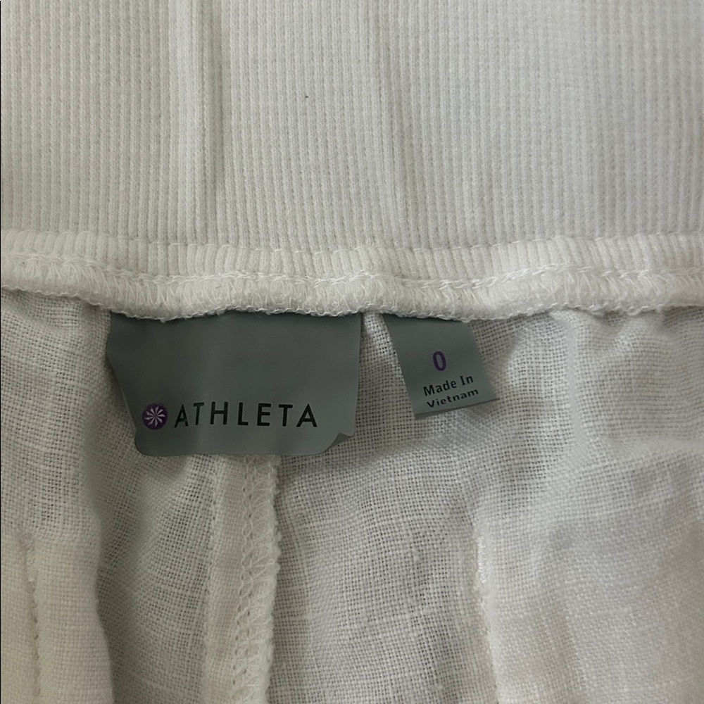 Athleta Linen Bermuda Short - Picture 3 of 8